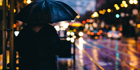 开云·体育全站登录地址-_城市高空跳绳比赛：极限运动的视觉盛宴_，高空跳绳视频