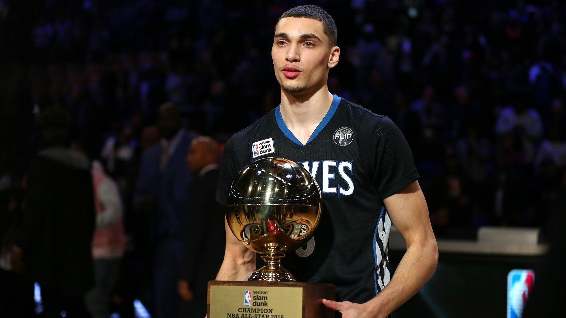 开云APP-_老鹰队攻防两端优异，获胜在望_，老鹰队强不强